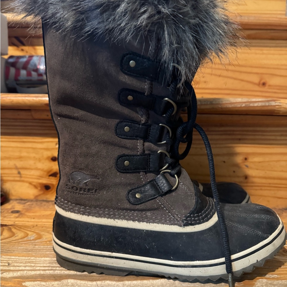 Sorel Black and Brown Boots with Fur